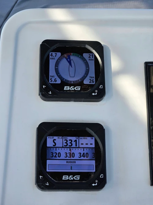 assets/images/my-photos/catamaran-instrument.webp